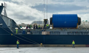 Project cargo being unloaded from Ocean7 Ranger at Ports of Indiana-Burns Harbor